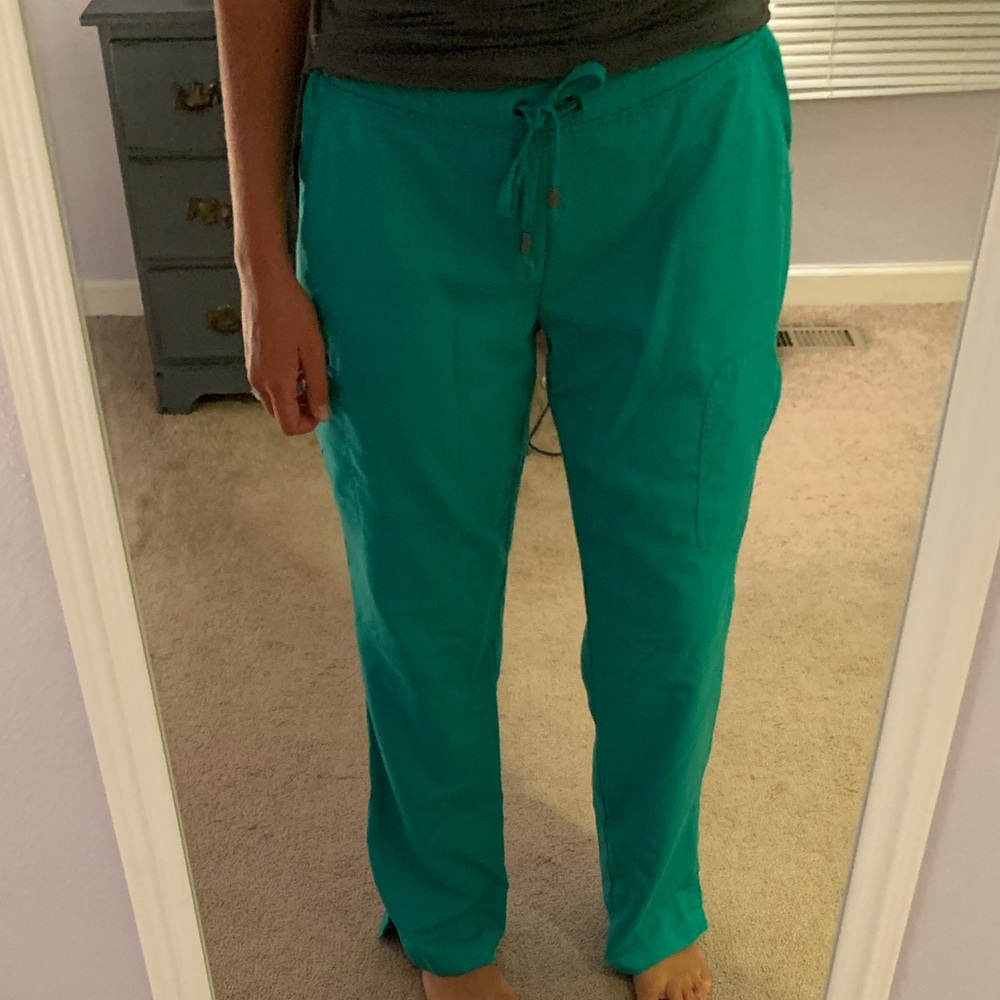 Tropic jade scrub pants
